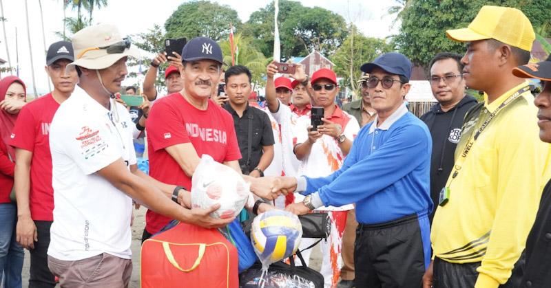 Wabup Konut Dan Ketua DPRD Tampil Kompak Buka Kegiatan Porseni Dalam Rangka HUT RI