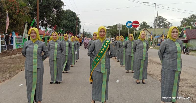 Lomba Gerak Jalan Perayaan HUT RI, Dinas PPKB Konut Tampil Menarik