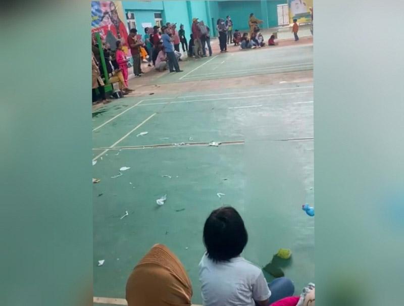 Dipakai Lomba Senam Mora, GOR Konut Rusak Dan Jadi Area Pembuangan Sampah, Panitia Tak Peduli