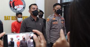 Pria Pengedar Sabu Dibekuk Polisi di Halte Depan Kantor DPRD Kota Kendari