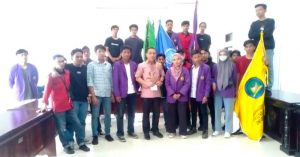 Temui Mahasiswa, Rusdianto Pastikan DPRD Konawe Tolak Kenaikan Harga BBM