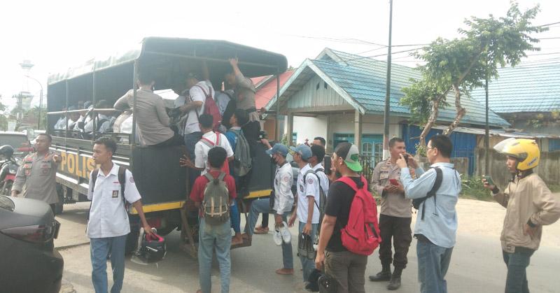 Terlibat Tawuran, Puluhan Siswa SMK 2 Kendari Diamankan Polisi