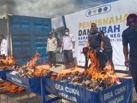 Kantor Bea Cukai Kendari Musnahkan 1.513 Juta Batang Rokok dan 767 Miras Ilegal