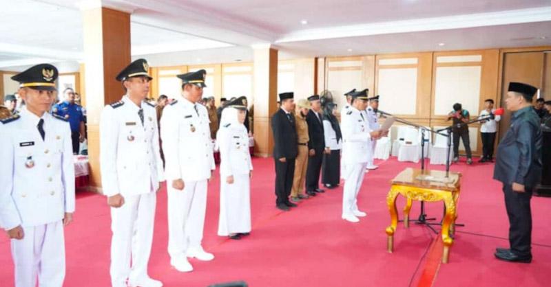 Bupati Konut Lantik Camat, Sekcam dan Lurah
