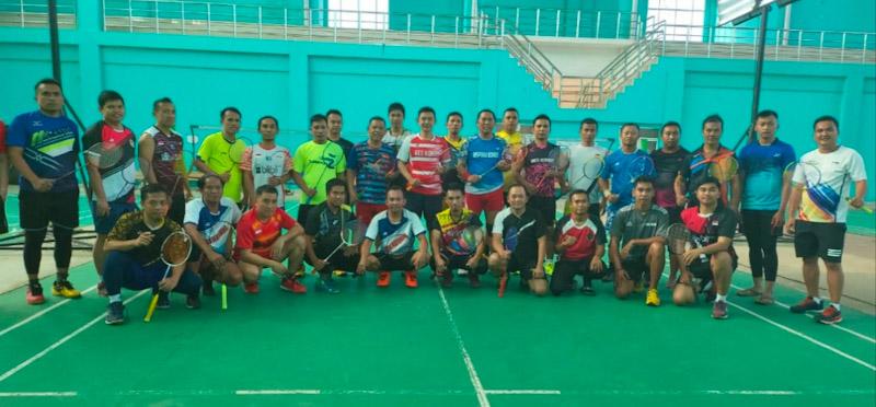 Data Terakhir, 512 Peserta di Sultra Berlaga Diturnament Badminton Bupati Konut Cup l, Pedagang Padati Lokasi Acara