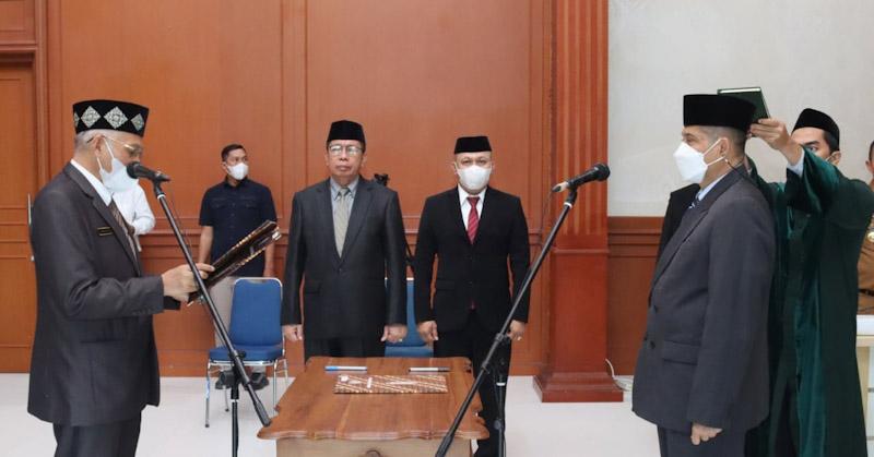 Lantik Kepala Biro Hukum Sekda Sultra, Ini Harapan Gubernur