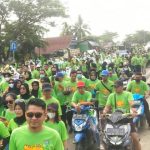 Ruksamin Lepas 12.000 Peserta Jalan Santai HUT IKA Smanwa ke 37