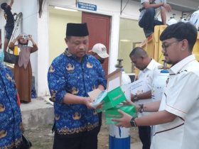 Kadin Sultra Serahkan Bantuan 50 Tabung dan 37 regulator Oksigen ke RSUD Kota Kendari