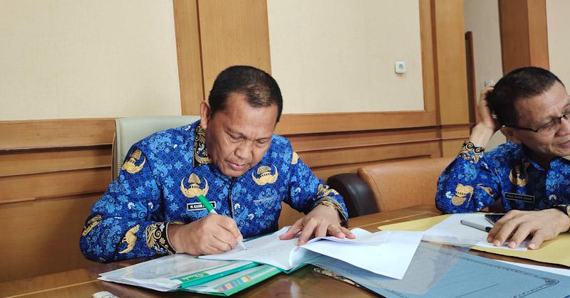 Meresahkan Pengguna Jalan, Distan Konut Diminta Tegakkan Perda Hewan Ternak