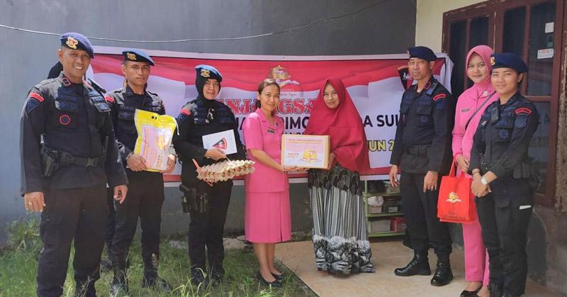 Brimob Polda Sultra Anjangsana ke Purnawirawan dan Warakawuri
