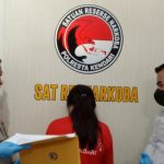 Jadi Pengedar Narkoba, Ibu 2 Anak Diringkus Polresta Kendari