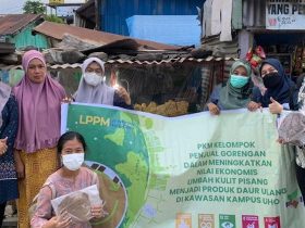 Mahasiswa Akutansi UHO Kendari Olah Limbah Kulit Pisang Bernilai Ekonomis