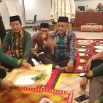 Lestarikan Adat Suku Tolaki, Perangkat Desa se Kecamatan Latoma Ikuti Pelatihan Adat