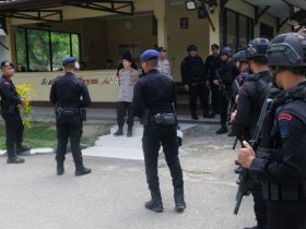 Antisipasi Aksi Teror, Brimob Berjaga di Pintu Masuk dan Keluar Polda Sultra