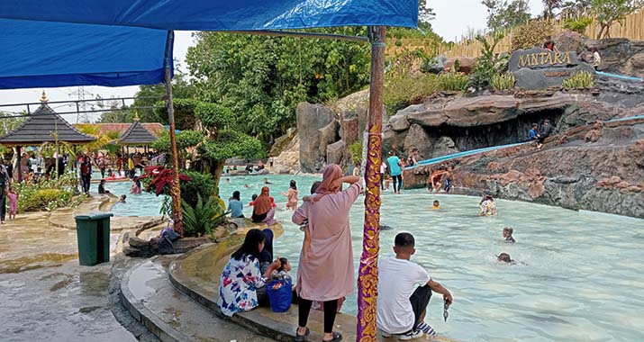 Liburan Tahun Baru 2023, Mantara Waterpark Puuwatu Dipadati Pengunjung