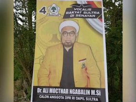 Viral Baliho Ali Ngabalin Maju Calon DPR RI Dapil Sultra, Netizen : Lebih Baik Golput