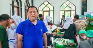 Momen Kebersamaan Mahasiswa Poltkes Kendari dan Pemda Lakukan Layanan Gratis Sebelum Akhiri PKLT