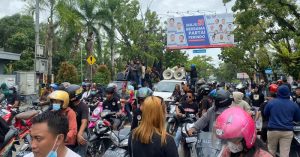 Ratusan Massa Gelar Demonstrasi Atas Penutupan Jetty Yang Diduga Dilakukan Oknum TNI AD, Ini Tanggapan Danrem