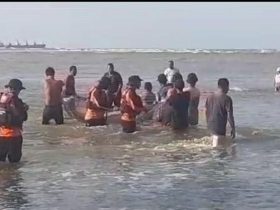 Tim Sar Gabungan Menemukan Jasad Korban Yang Hilang di Muara Sampara