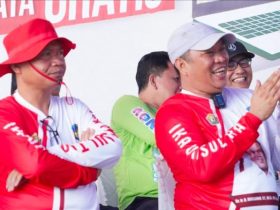 Bakti Sosial di HUT RI ke 78, IKA UMI Sultra Gelar Pemeriksaan Mata Dan Pembagian 2.500 Kacamata Gratis