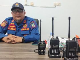 Damkar Konut Turunkan Tim Personil Bantu Pencaharian Korban Tenggelam di Pantai Taipa