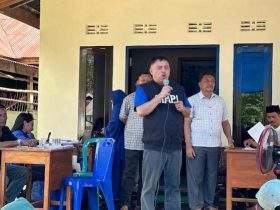 Bulan Bakti Sosial, Umar Arsal Gelar Sunatan Massal Dan Bagikan Kacamata Gratis