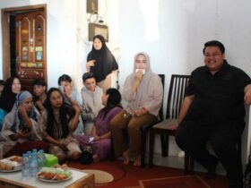 Disambut Bahagia Masyarakat, Yudhianto-Nirna Door To Door Jemput Aspirasi Warga Kendari