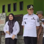 Wabup Konut Tegur Kadis PPPA Saat Sidak Gara-gara Jalan Masuk Kantor Rusak