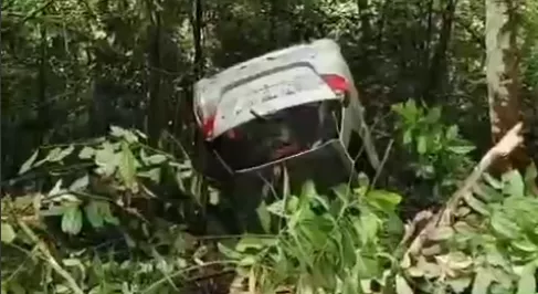 Mobil Terjun Hingga Terbalik ke Jurang di Hutan Lambusango Buton