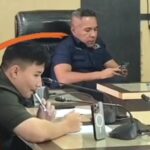 DPRD atau Warung Kopi? Viral Anggota Dewan Kendari Ngevape Saat RDP, Netizen Geram
