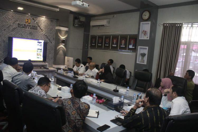 Krisis Air Bersih di Kendari, PDAM Terancam “Minus”, Warga Bertahan Dengan Sumur Bor