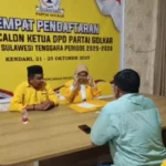 Bupati Muna Barat La Ode Darwin Jadi Pendaftar Pertama Calon Ketua Golkar Sultra