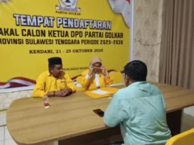 Bupati Muna Barat La Ode Darwin Jadi Pendaftar Pertama Calon Ketua Golkar Sultra