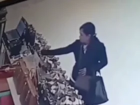 Terekam CCTV, Wanita di Kendari Gondol Dompet Buccheri dari Gerai Mall