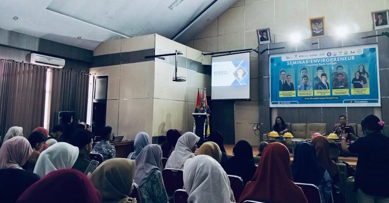 PT Bursa Efek Indonesia Gelar Seminar Pasar Modal di FISIP UHO, Dorong Literasi Investasi Mahasiswa