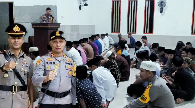 Mimbar Kamtibmas Ramadhan, Kapolsek Sawa Ajak Warga Ciptakan Situasi Aman dan Damai
